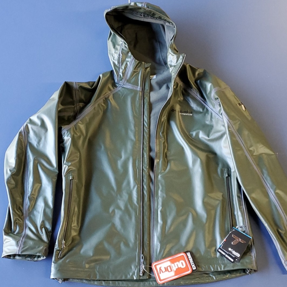 Columbia men's large Hardy Road EXS rain jacket